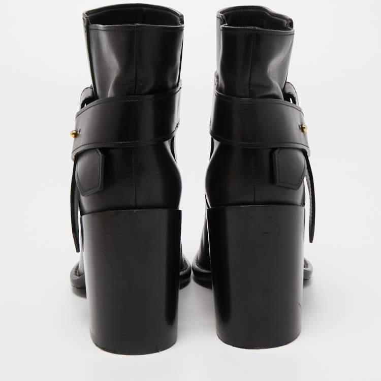 Pre Owned Louis Vuitton Black Leather Ankle Boots Size 39