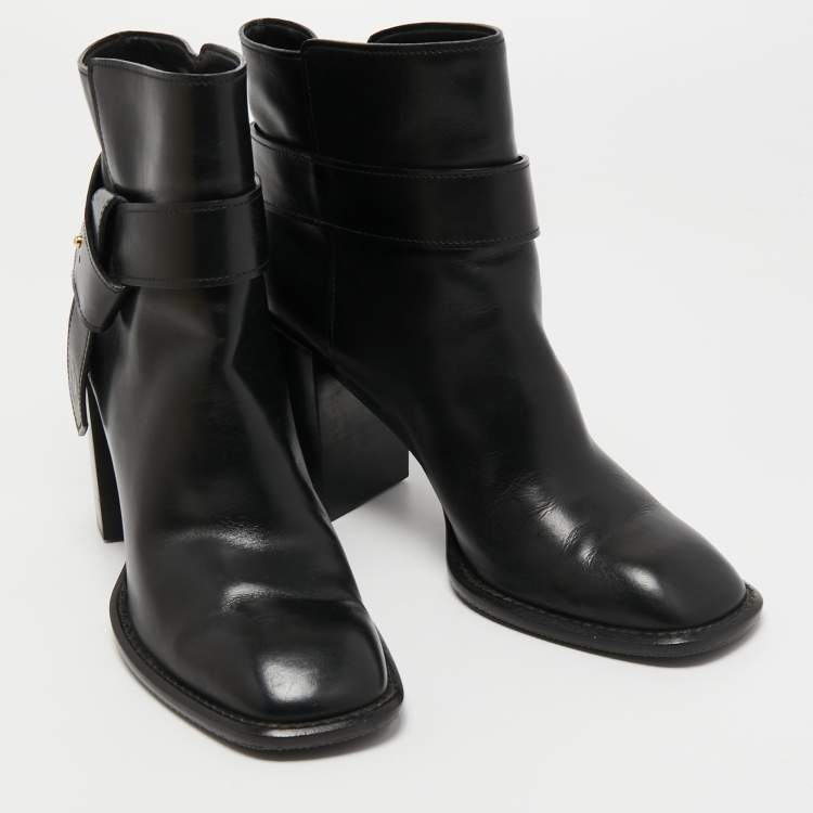 Pre Owned Louis Vuitton Black Leather Ankle Boots Size 39