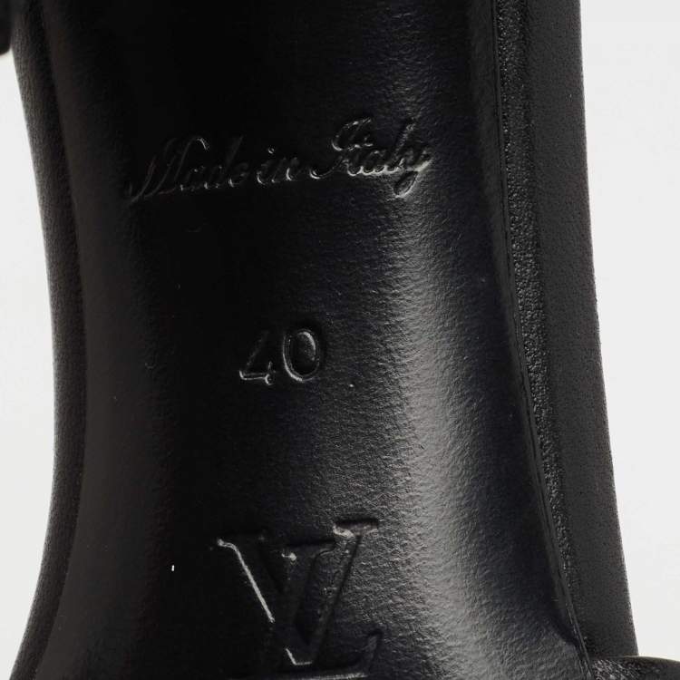 Pre Owned Louis Vuitton Black Monogram Embossed Leather Revival Slide Sandals Size 40