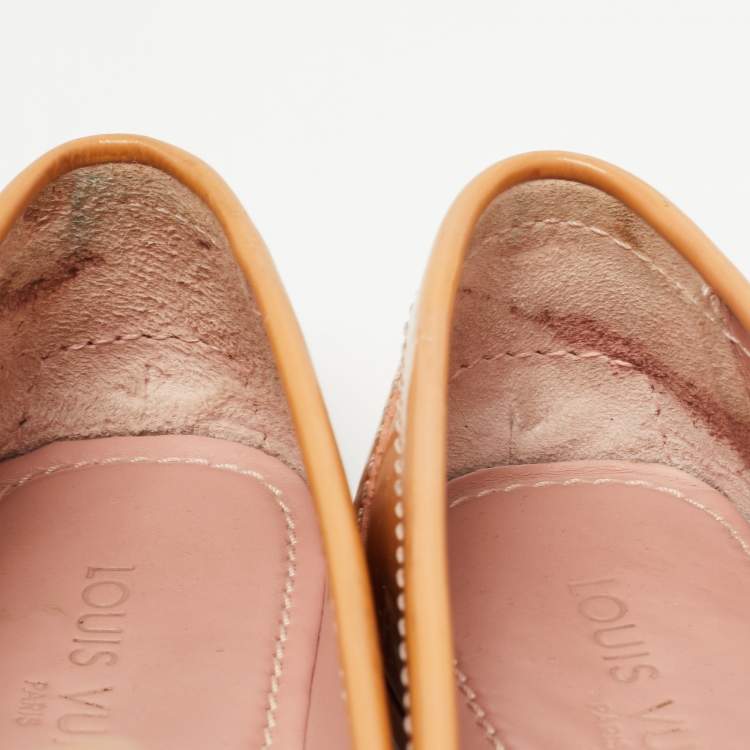 Pre Owned Louis Vuitton Beige Patent Leather Oxford Loafers Size 38