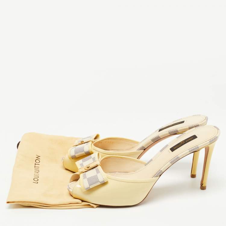 Pre Owned Louis Vuitton Yellow/Cream Patent Leather Mules Size 38.5