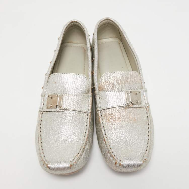 Pre Owned Louis Vuitton Silver Leather Lombok Slip On Loafers Size 40.5