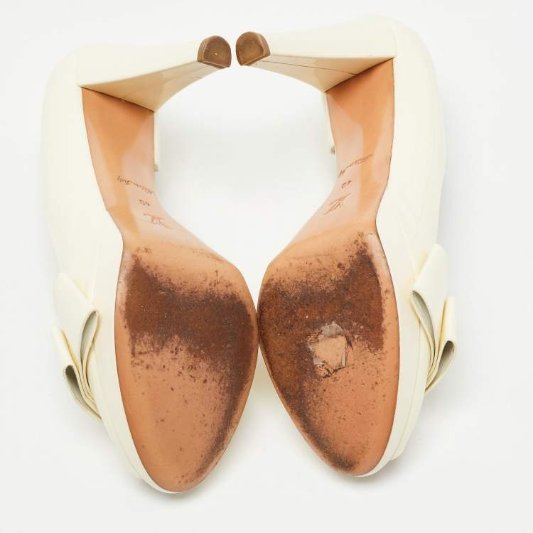 Pre Owned Louis Vuitton Off White Patent Leather Bow Peep Toe D'orsay Pumps Size 40