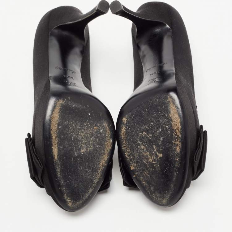 Pre Owned Louis Vuitton Black Satin Bow Peep Toe Pumps Size 39.5