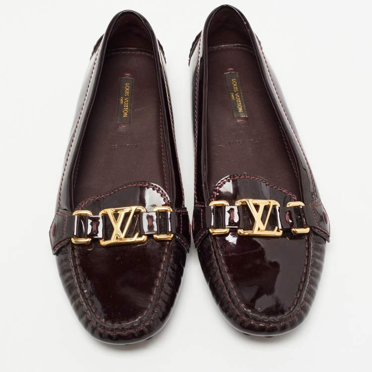 Pre Owned Louis Vuitton Burgundy Patent leather Oxford Loafers Size 39