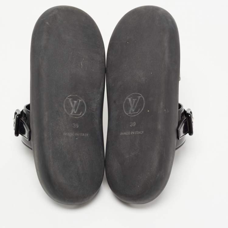 Pre Owned Louis Vuitton Brown/Black Coated Canvas and Rubber Sunbath Flat Sandals Size 39