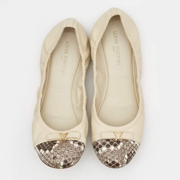 Pre Owned Louis Vuitton White Two Tone Leather And Python Cap Toe Scrunch Ballet Flats Size 38