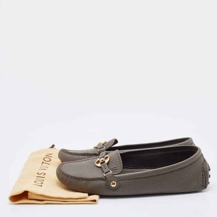 Pre Owned Louis Vuitton Grey Leather Loafers Size 37.5