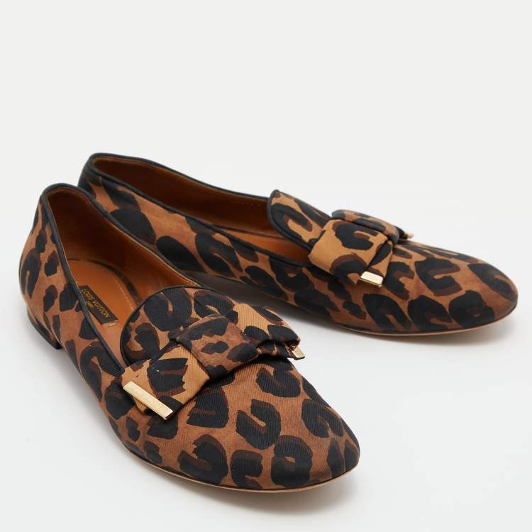 Pre Owned Louis Vuitton Brown Leopard Printed Fabric Bow Detail Smoking Slippers Size 39