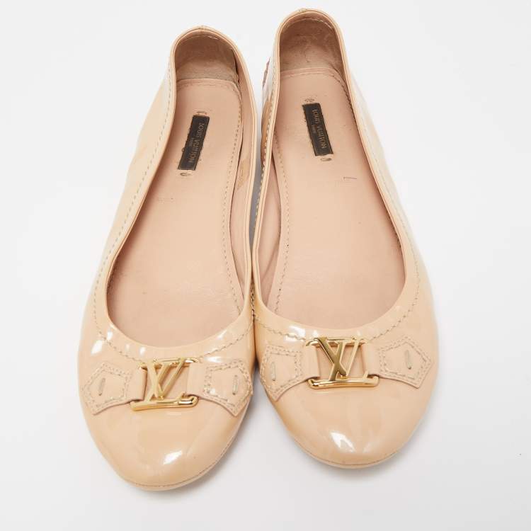 Pre Owned Louis Vuitton Beige Patent Leather Oxford Ballet Flats Size 40