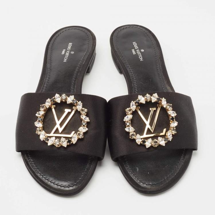 مملوكة مسبقًا Louis Vuitton Black Satin Madeleine Flat Slides Size 36 
