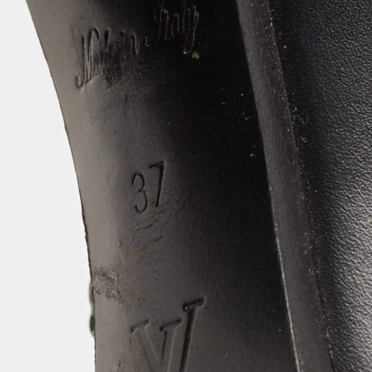 Pre Owned Louis Vuitton Black Leather Star Trail Ankle Boots Size 37