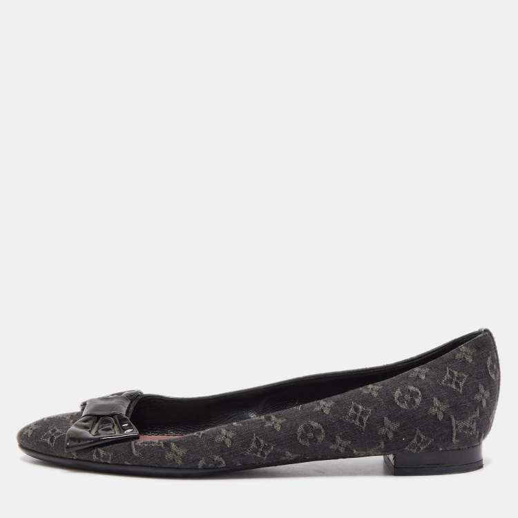 Louis Vuitton Loafer Patent Leather Flats for Women for sale