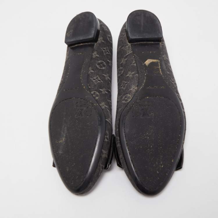 Pre Owned Louis Vuitton Black Monogram Canvas and Patent Leather Bow Ballet Flats Size 37.5
