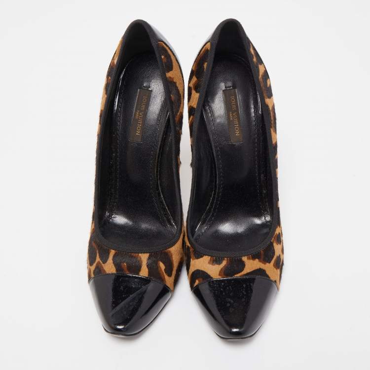 Pre Owned Louis Vuitton Tricolor Leopard Print Calf Hair and Patent Leather Wedge Pumps Size 39