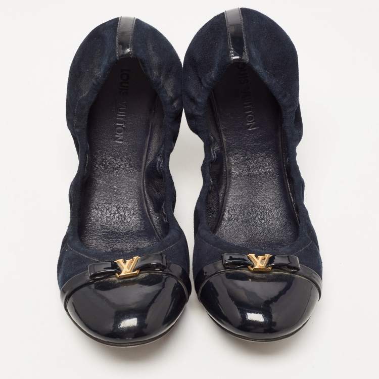 Pre Owned Louis Vuitton Navy Blue/Black Suede and Patent Leather Elba Scrunch Ballet Flats Size 40
