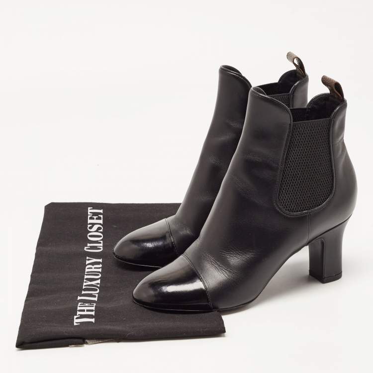 Pre Owned Louis Vuitton Black Leather Ankle Boots Size 35