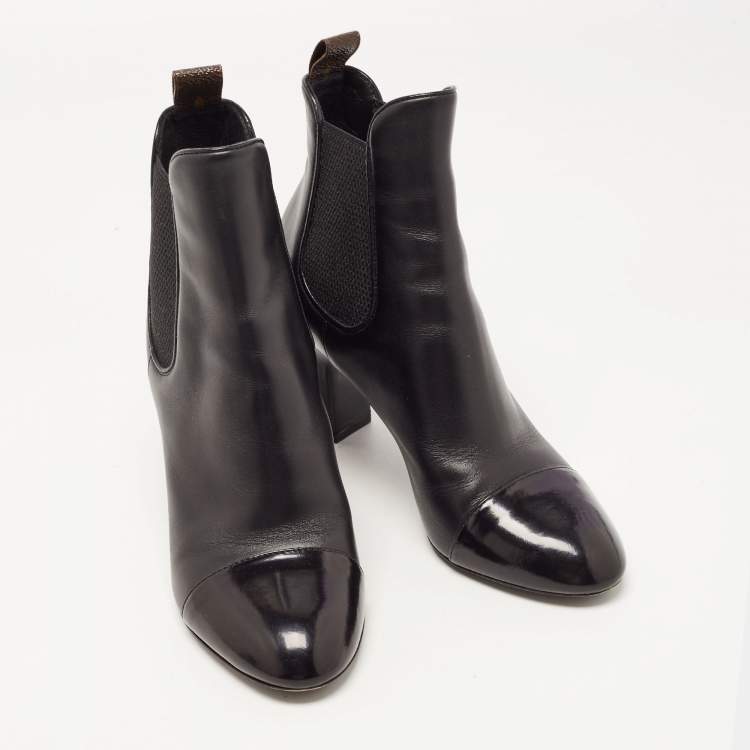 Pre Owned Louis Vuitton Black Leather Ankle Boots Size 35
