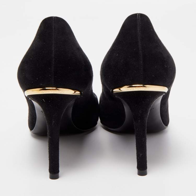 مملوكة مسبقًا Louis Vuitton Black Suede Pointed Toe Pumps Size 36.5