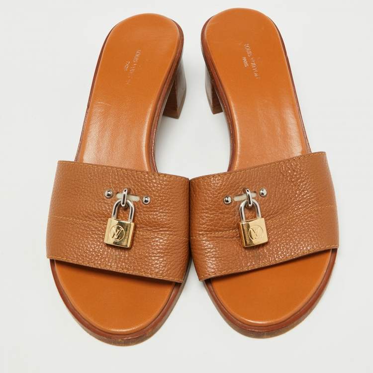 مملوكة مسبقًا Louis Vuitton Brown Leather Lock It Slide Sandals Size 38