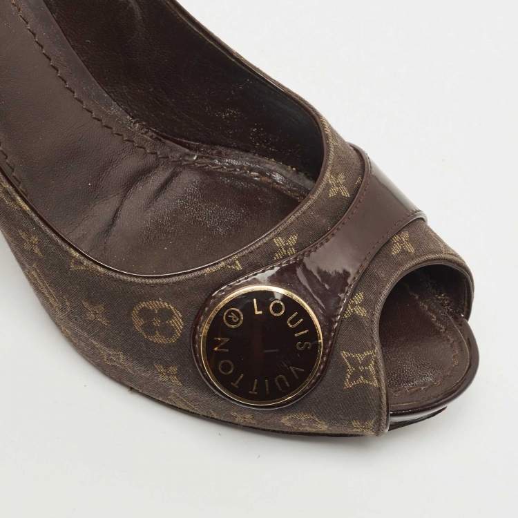 Pre Owned Louis Vuitton Monogram Idylle Canvas And Patent Leather Judy Peep Toe Pumps Size 38