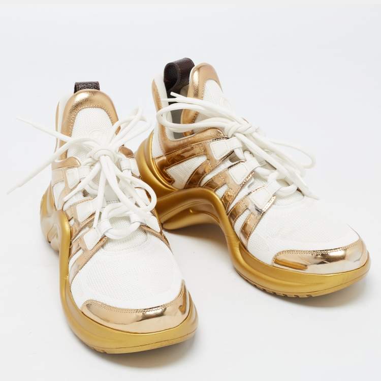 Pre Owned Louis Vuitton White/Gold Nylon and Foil Leather Arclight Low Top Sneakers Size 39