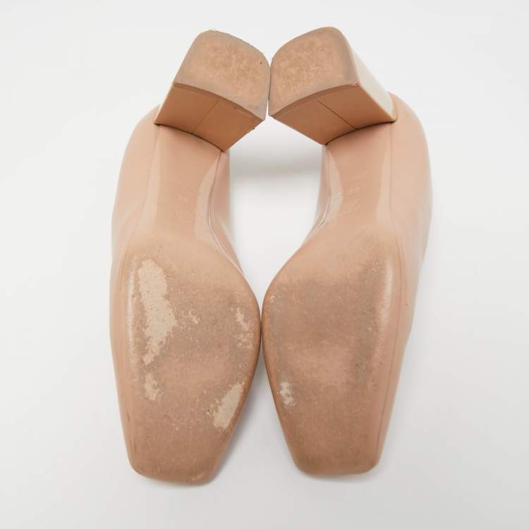 Pre Owned Louis Vuitton Beige Leather and Patent Madeleine Block Heel Pumps Size 39