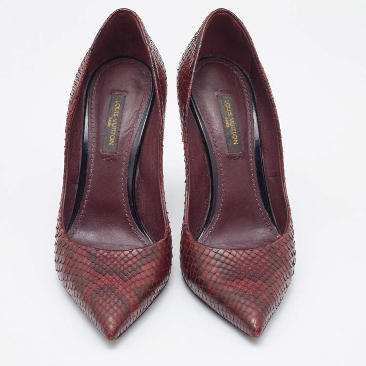 Pre Owned Louis Vuitton Burgundy Python Leather Slip On  Pumps Size 34.5