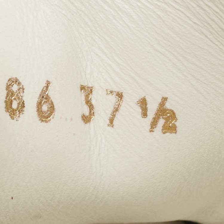 مملوكة مسبقًا Louis Vuitton White Leather Frontrow Low Top Sneakers Size 37.5