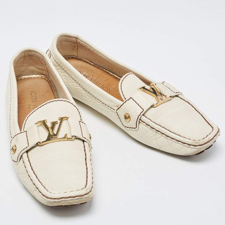 Pre Owned Louis Vuitton Cream Leather Oxford Loafers Size 37.5