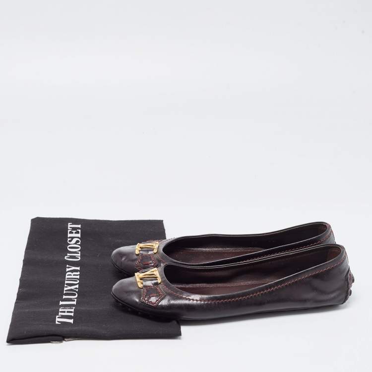 مملوكة مسبقًا Louis Vuitton Burgundy Patent Oxford Loafers Size 37