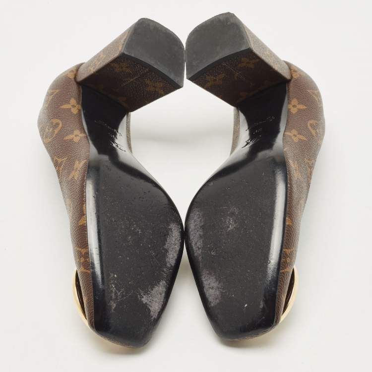 Pre Owned Louis Vuitton Brown Coated Canvas Madeleine Block Heel Pumps Size 38