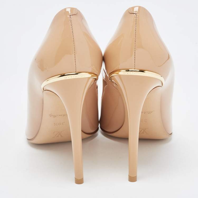 Pre Owned Louis Vuitton Beige Patent Leather Eyeline Pointed Toe Pumps Size 38.5
