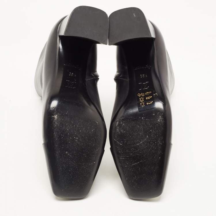 Pre Owned Louis Vuitton Black Leather Madeline Boots Size 38.5