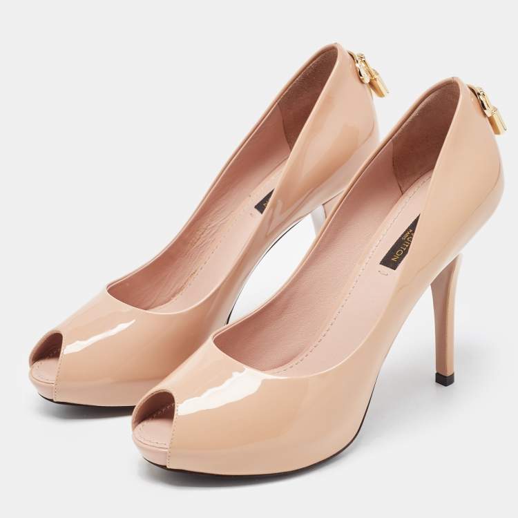 Pre Owned Louis Vuitton Beige Patent Leather Oh Really! Pumps Size 37