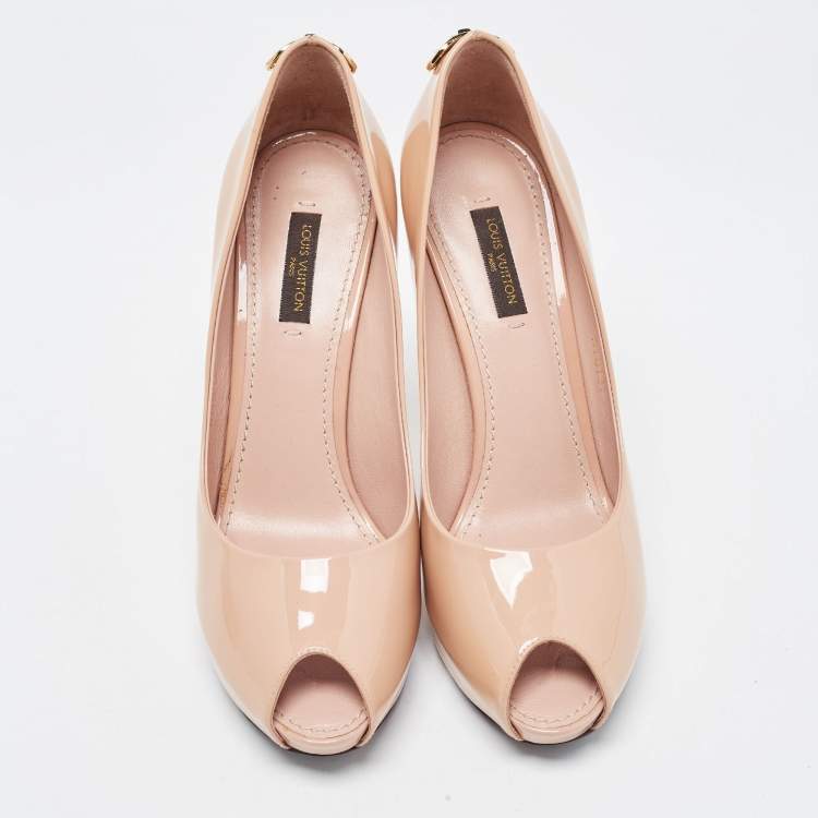 Pre Owned Louis Vuitton Beige Patent Leather Oh Really! Pumps Size 37