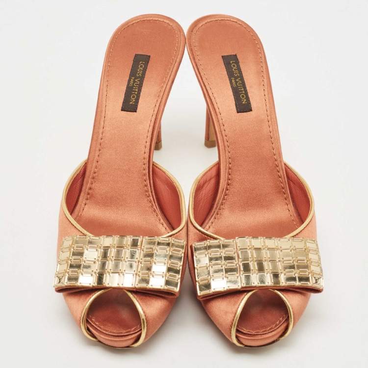 Pre Owned Louis Vuitton Brown Satin Embellished Peep Toe Slide Sandals Size 38