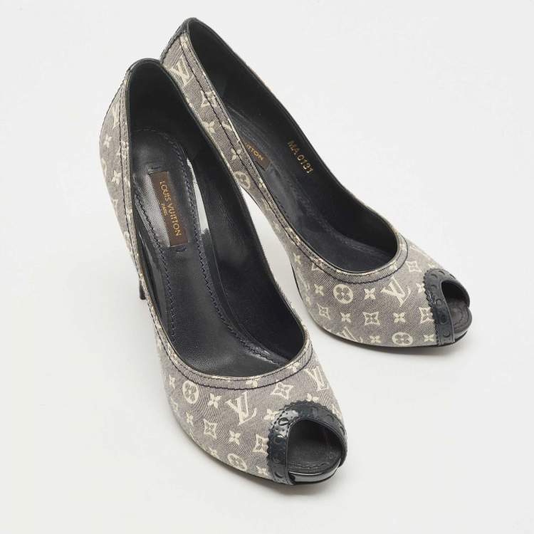 Pre Owned Louis Vuitton navy Blue/White Monogram Idylle Canvas Romance Peep Toe Pumps Size 36.5