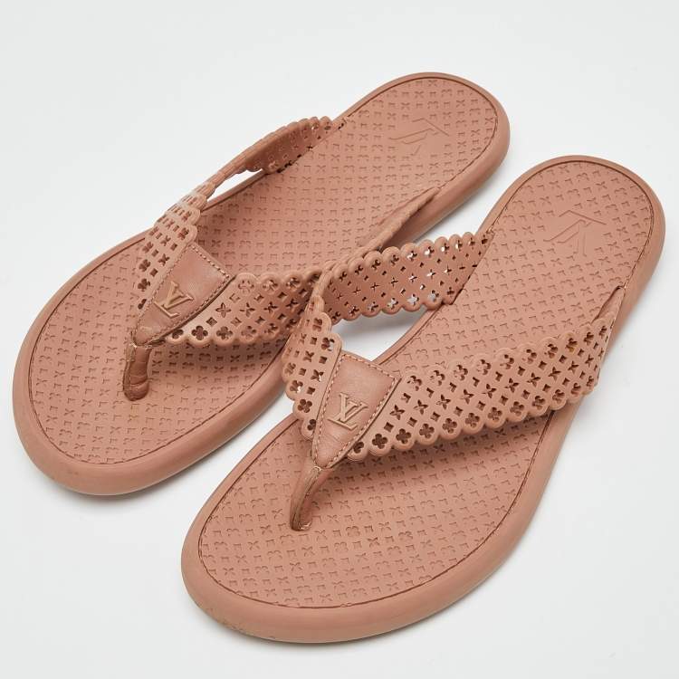 Pre Owned Louis Vuitton Beige Rubber Thong Flat Slides Size 37