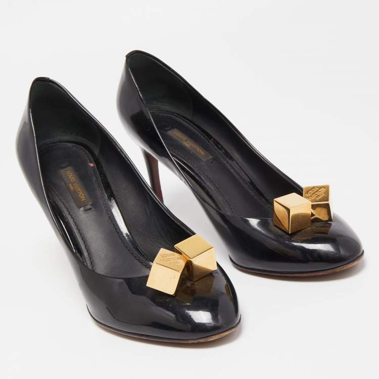 Pre Owned Louis Vuitton Black Patent Dice Pumps Size 39