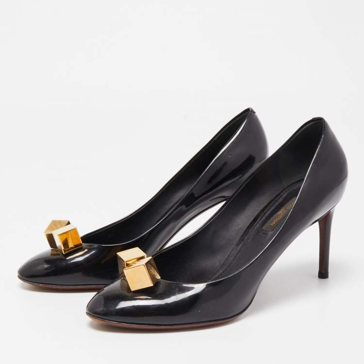 Pre Owned Louis Vuitton Black Patent Dice Pumps Size 39