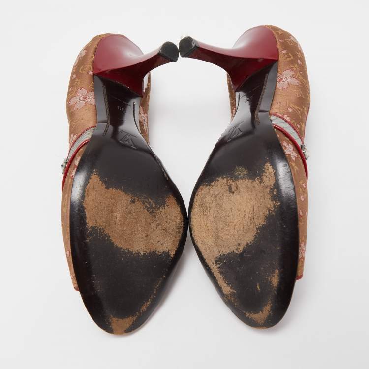 Pre Owned Louis Vuitton Brown/Red Monogram Satin and Leather Bow Peep Toe Pumps Size 39