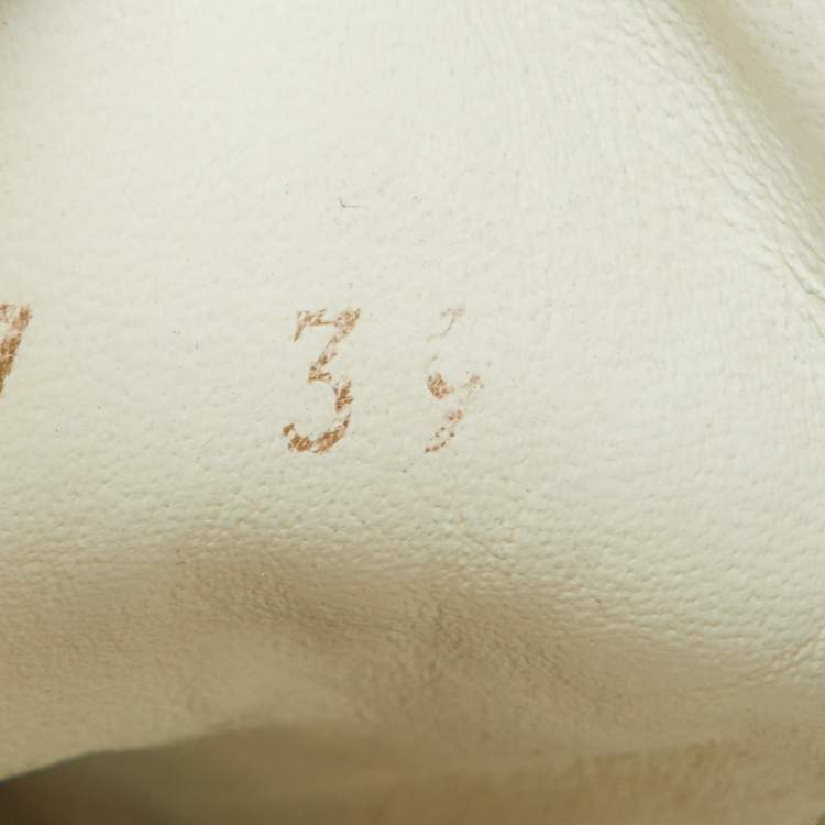 مملوكة مسبقًا Louis Vuitton White Leather Frontrow Sneakers Size 39