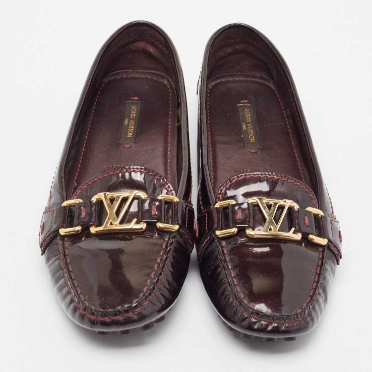 Pre Owned Louis Vuitton Burgundy Patent Oxford Loafers Size 37
