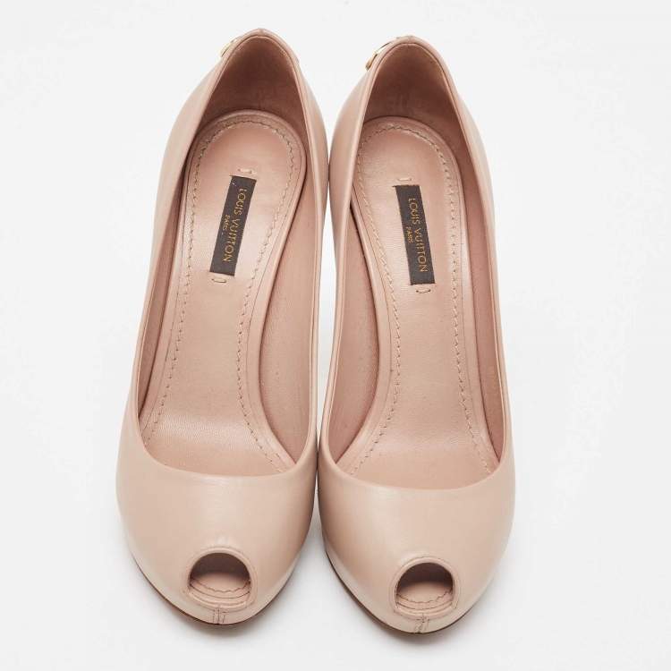 Pre Owned Louis Vuitton Beige Leather Oh Really! Pumps Size 36