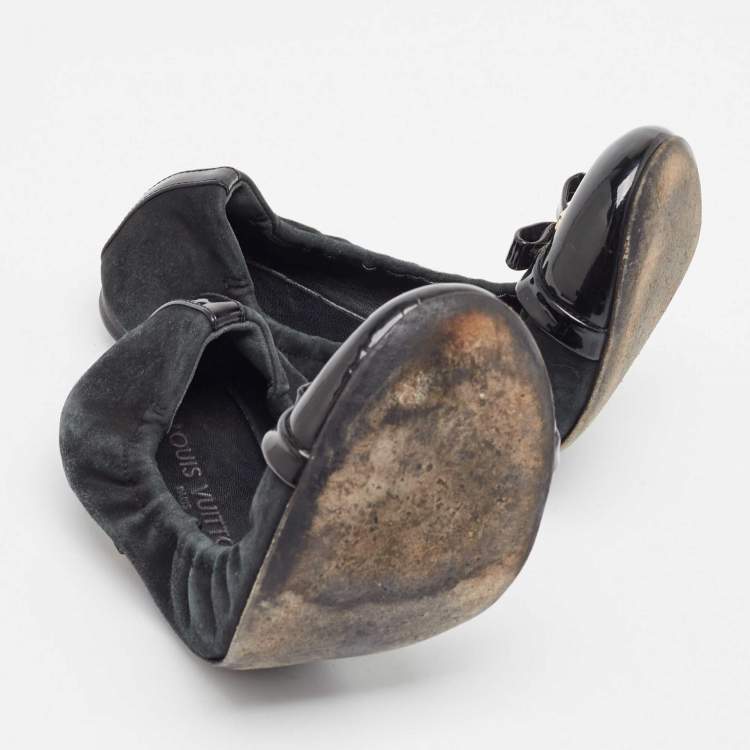 Pre Owned Louis Vuitton Black Suede and Patent Leather Scrunch Ballet Flats Size 37