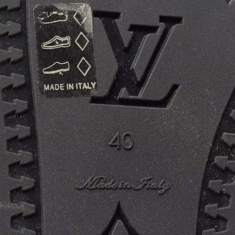 Pre Owned Louis Vuitton Black Monogram Rubber Rain Boots Size 40