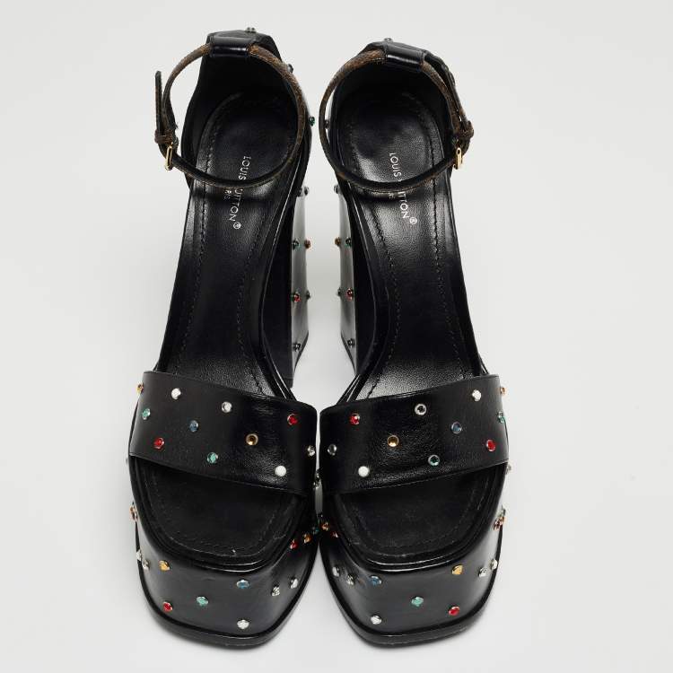 Pre Owned Louis Vuitton Black Leather Studded Fame Sandals Size 38.5