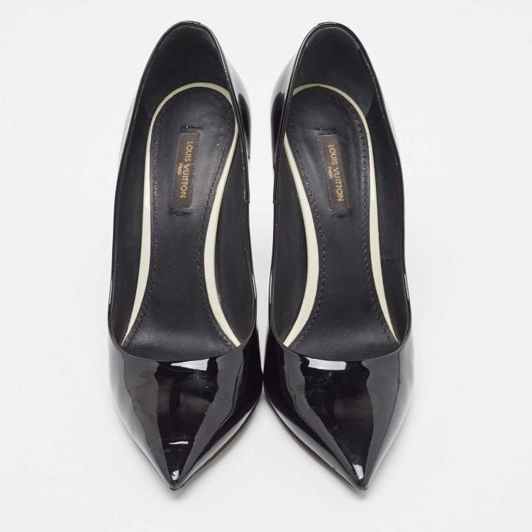 Pre Owned Louis Vuitton Black Patent Leather Eyeline Pumps Size 38