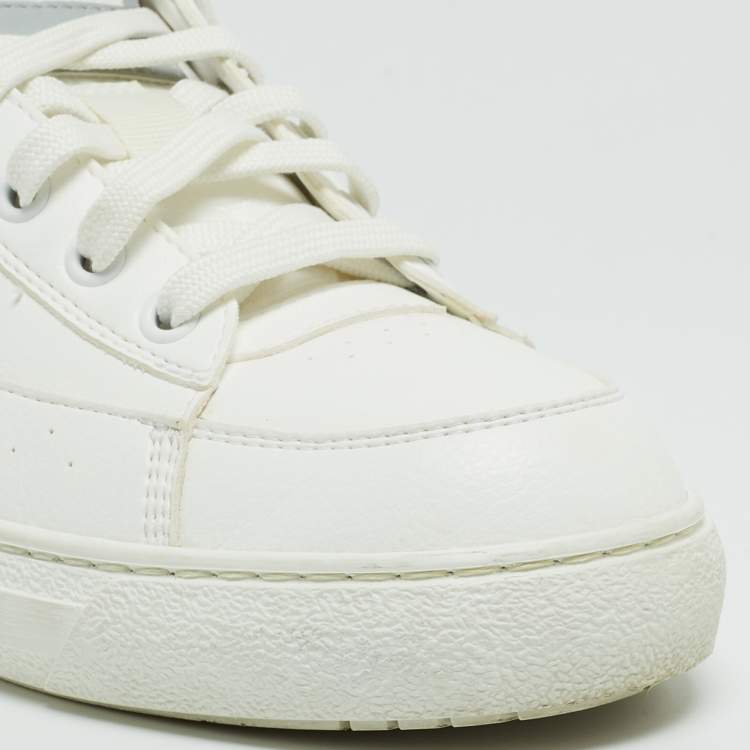Pre Owned Louis Vuitton White Leather LV Logo Low Top Sneakers Size 38